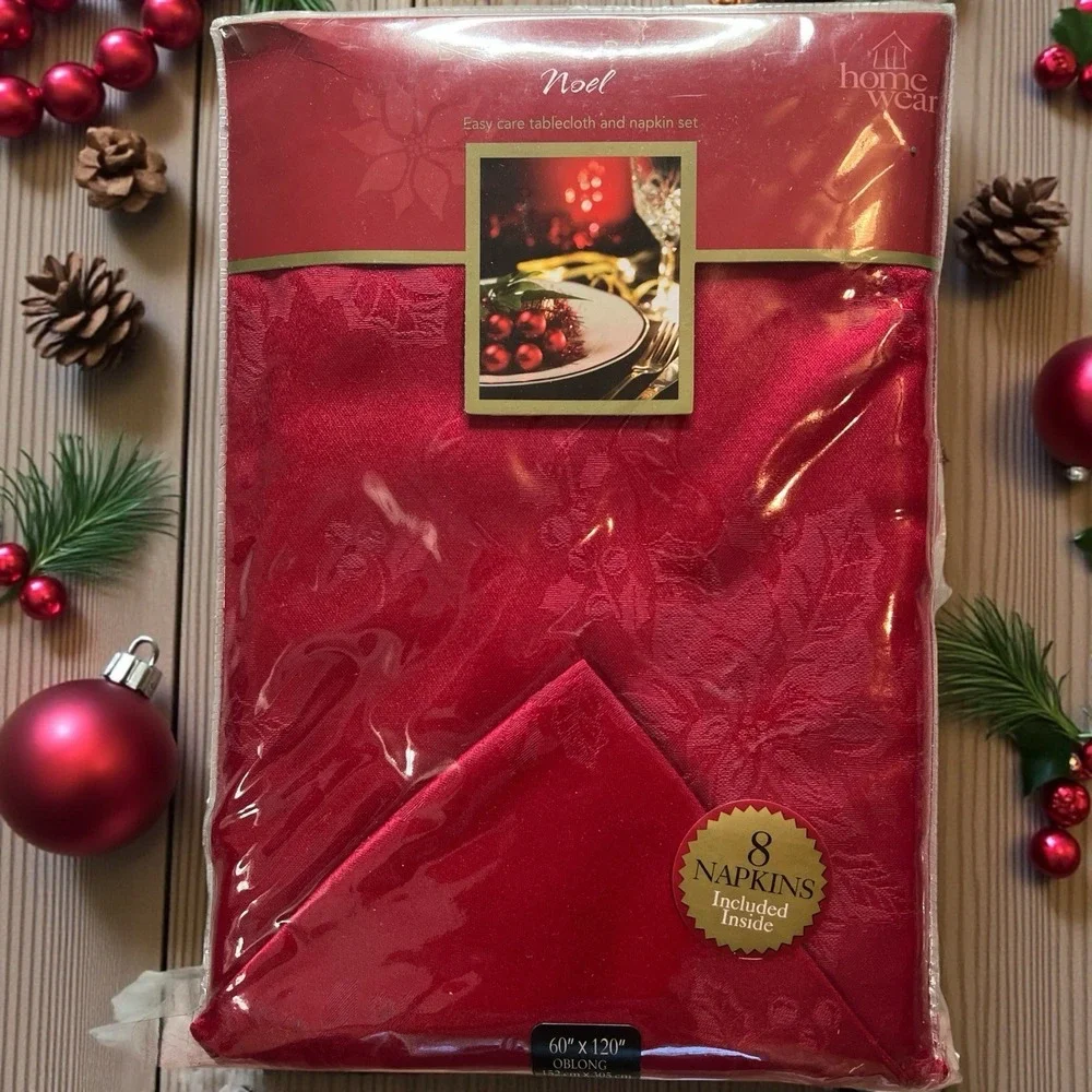 Homewear Dinner Party Noel Red Tablecloth Set 60x120 Oblong w/ 8 Napkins‎ NIP